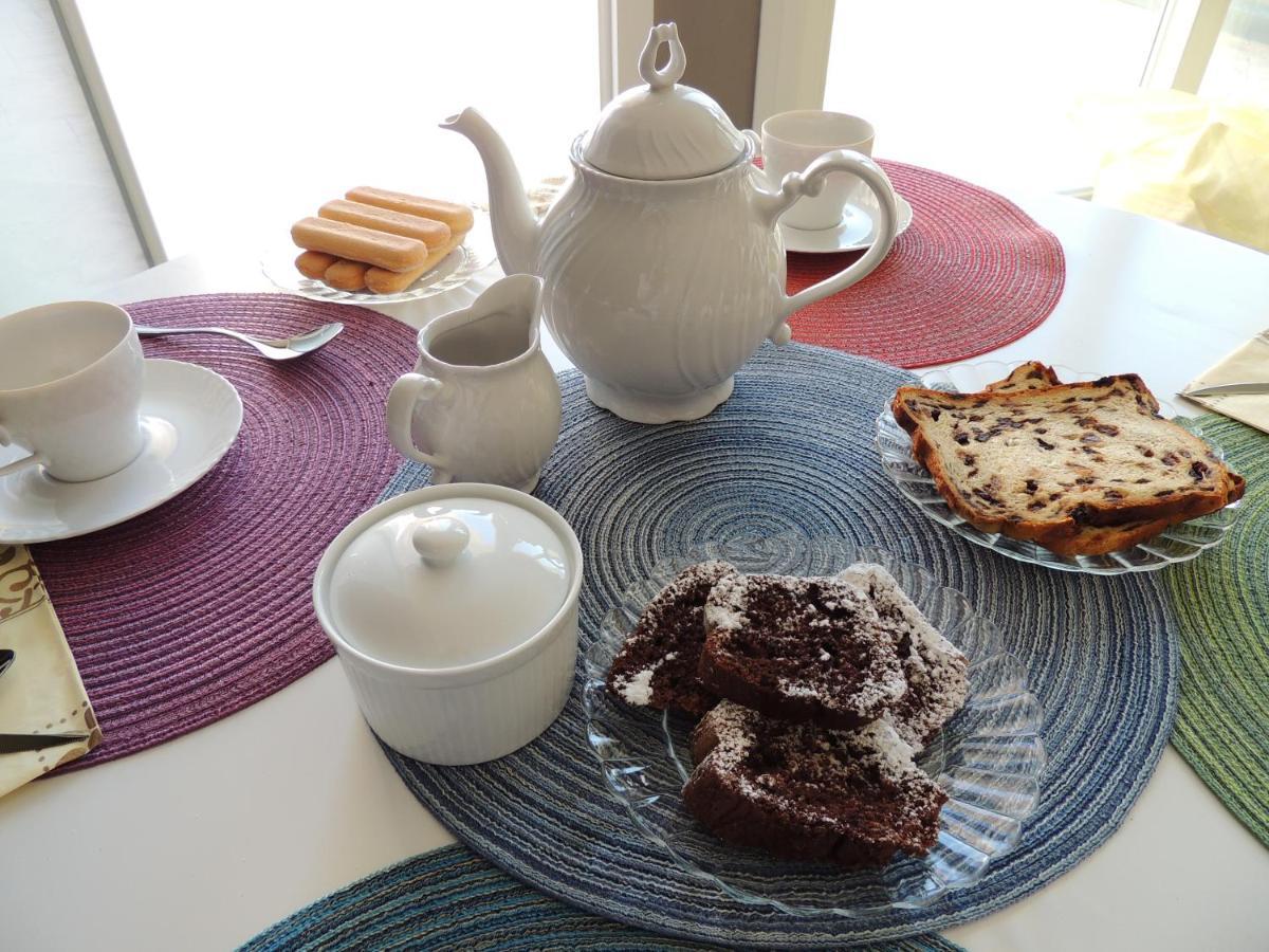 Il Colle Del Barone Bed & Breakfast Капотера Екстериор снимка