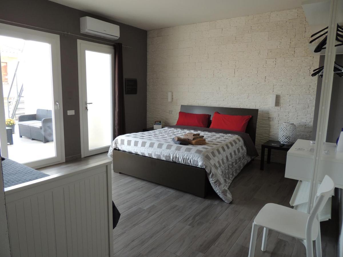Il Colle Del Barone Bed & Breakfast Капотера Екстериор снимка